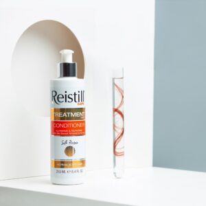 Balsam nutritiv și reparator Reistill Daily Treatment, 250ml